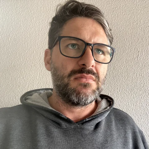Luiz Cézar de Araújo, autor da Editora Danúbio